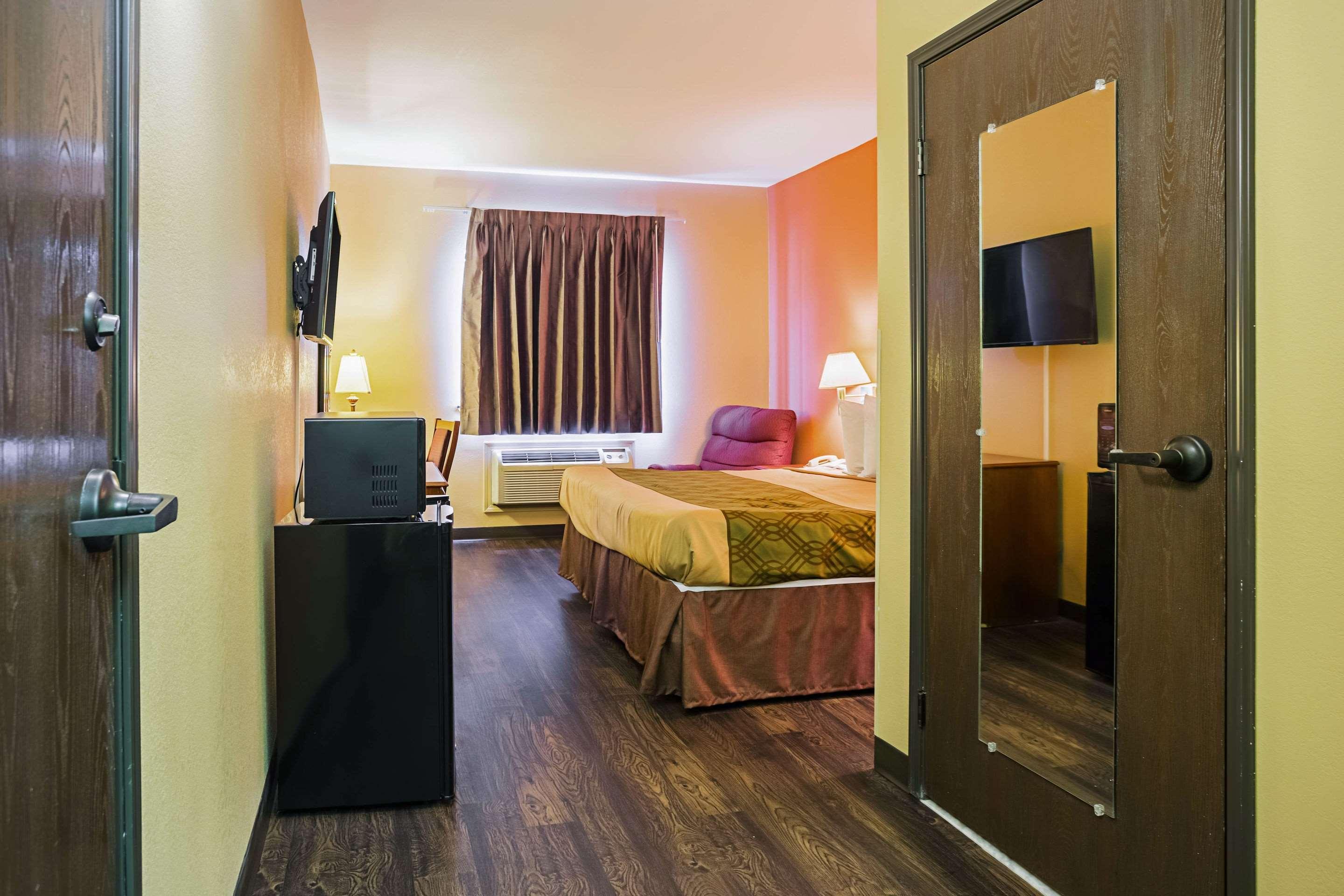 Econo Lodge Inn&Suites Ripley Esterno foto