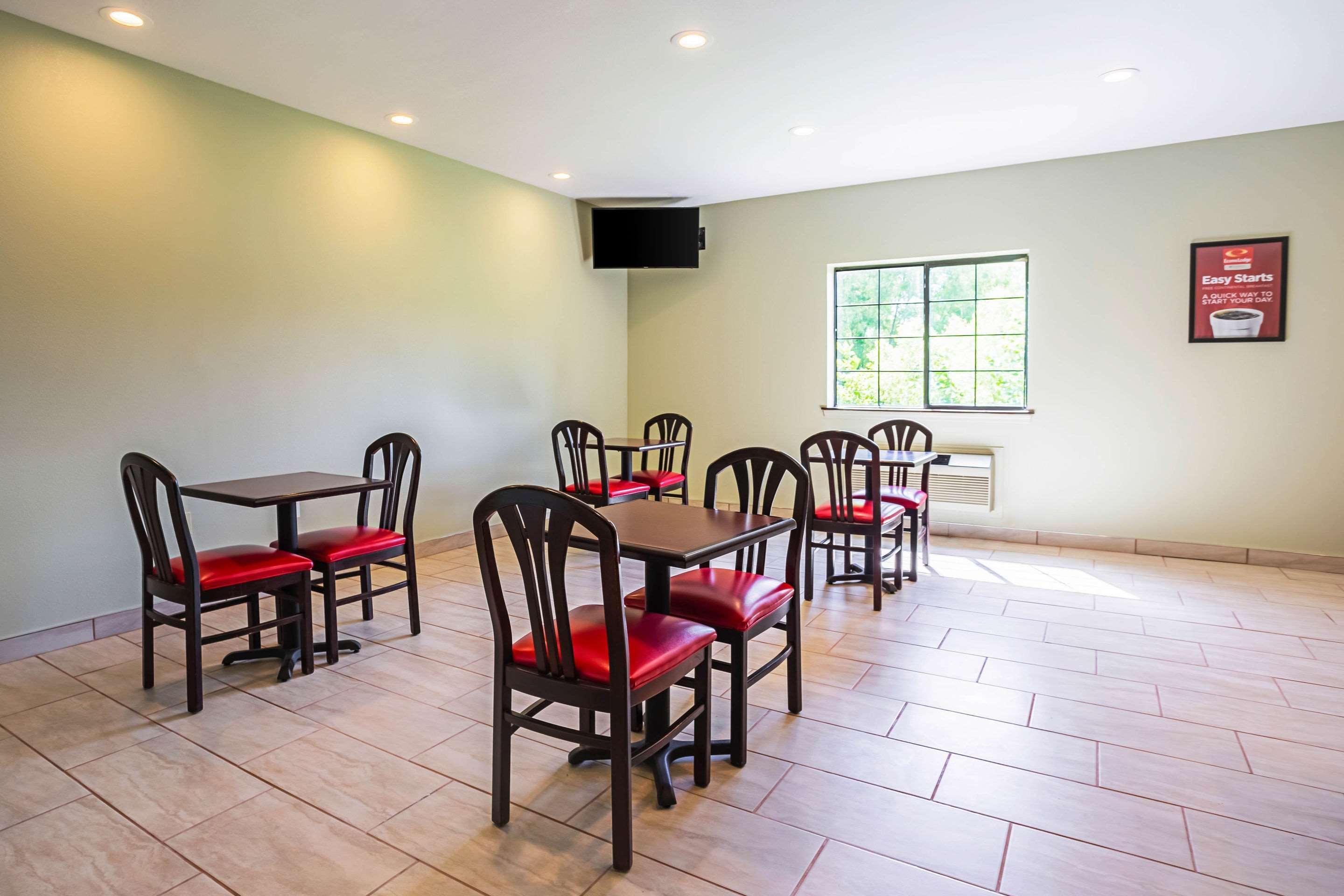 Econo Lodge Inn&Suites Ripley Esterno foto