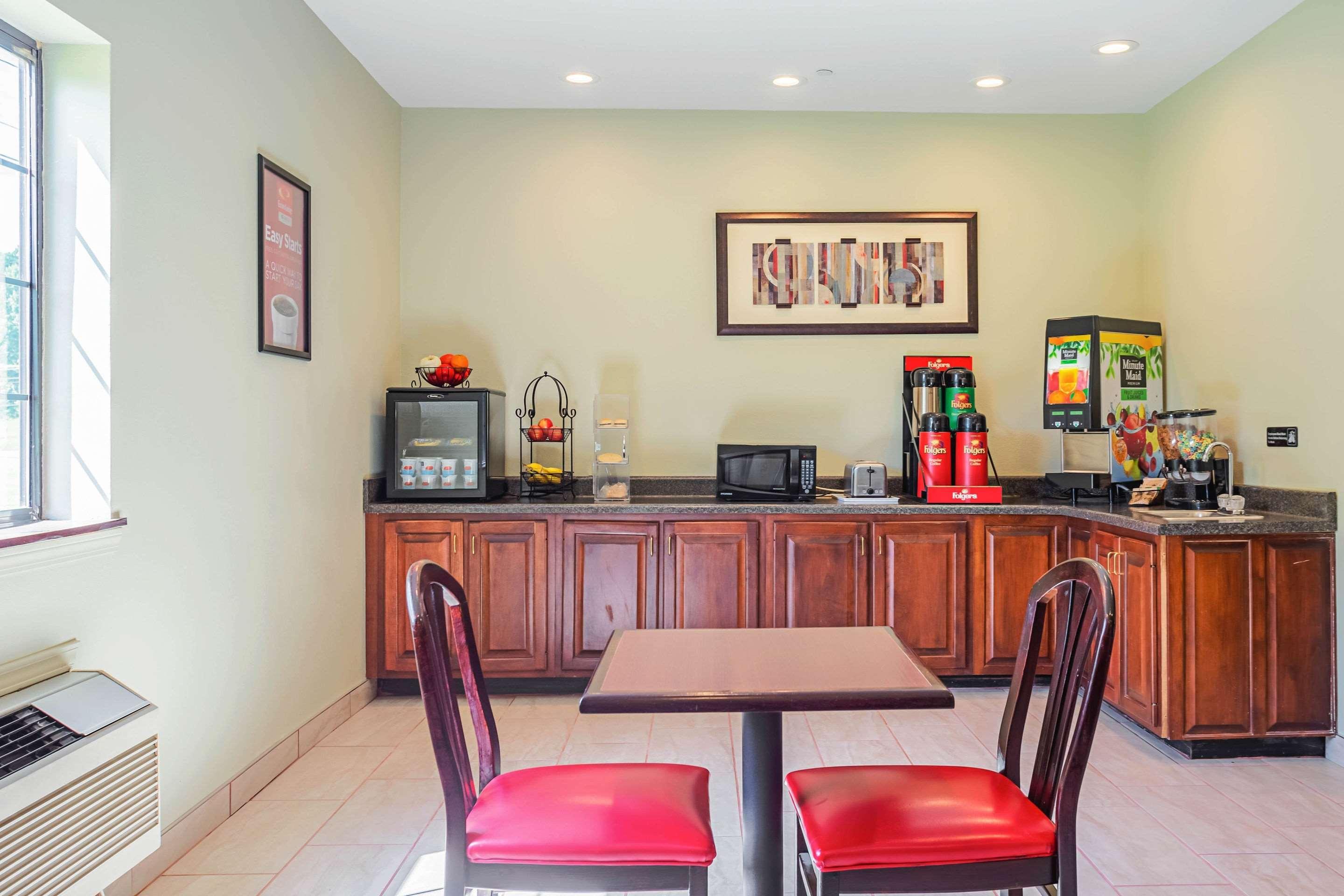 Econo Lodge Inn&Suites Ripley Esterno foto