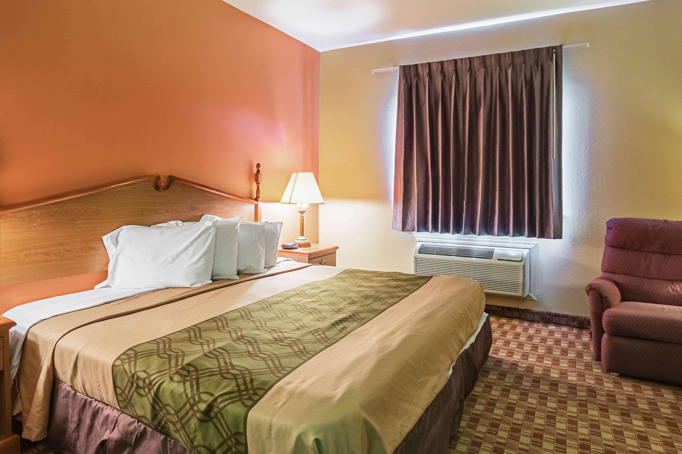Econo Lodge Inn&Suites Ripley Esterno foto