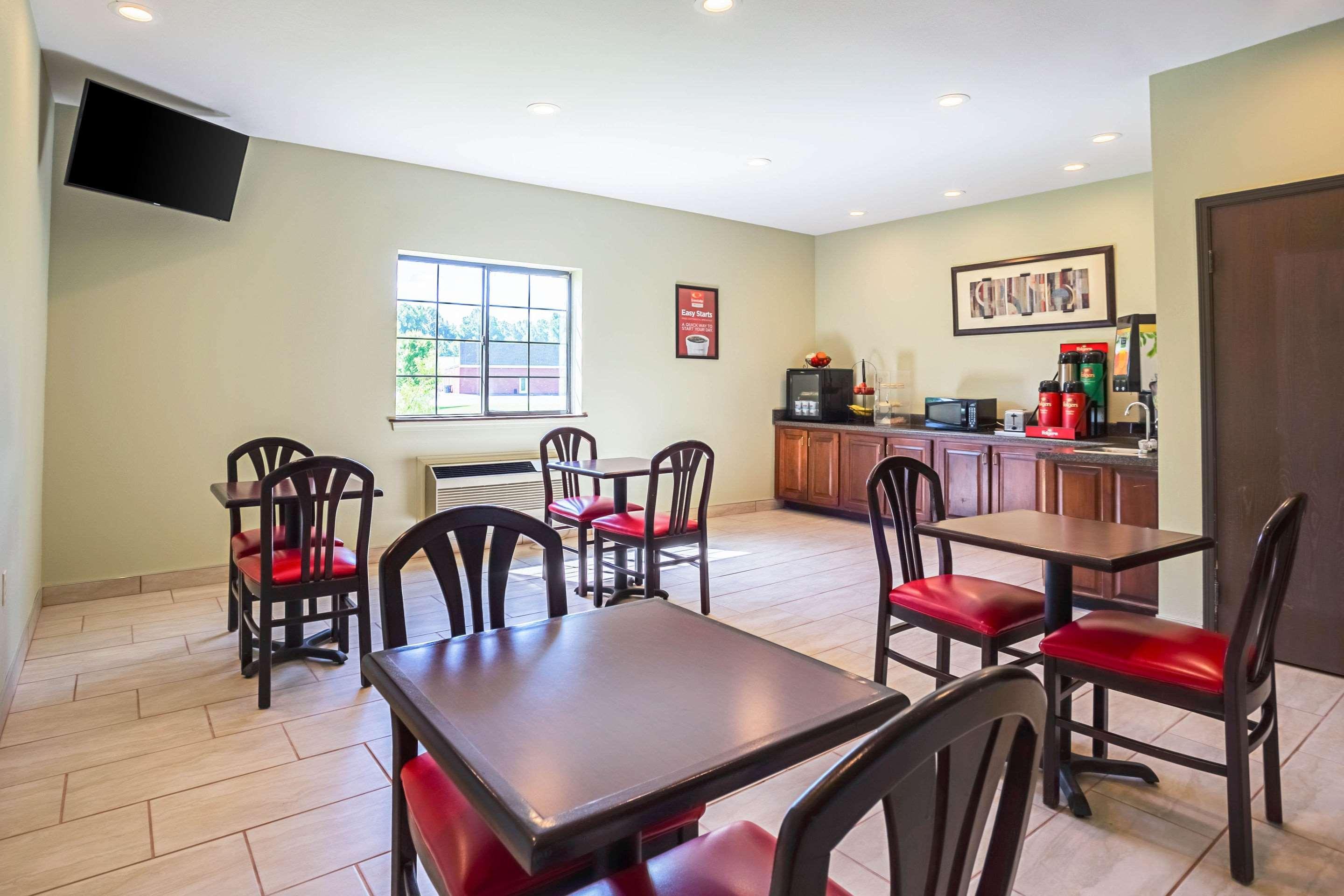 Econo Lodge Inn&Suites Ripley Esterno foto