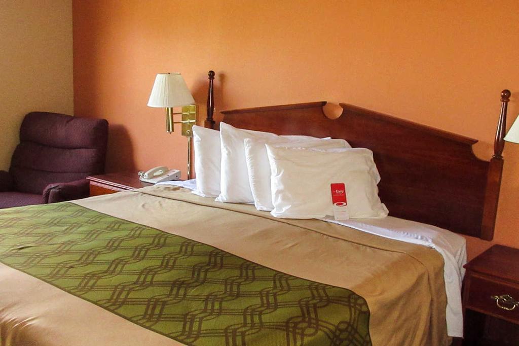 Econo Lodge Inn&Suites Ripley Camera foto