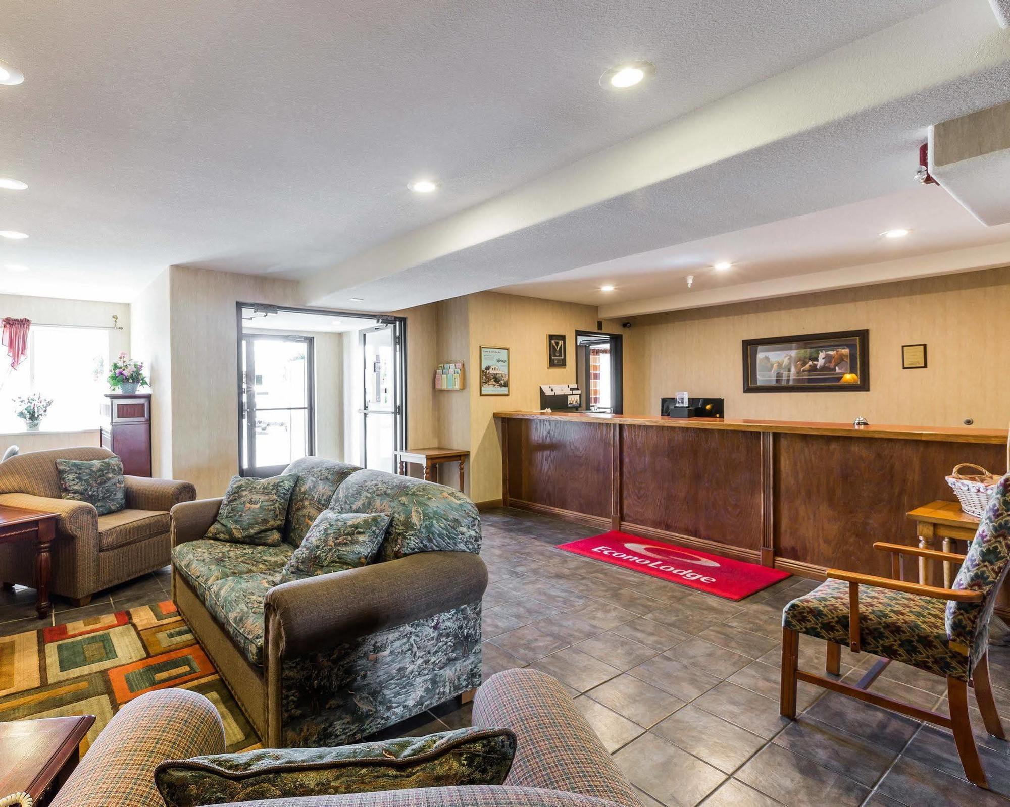 Econo Lodge Inn&Suites Ripley Esterno foto
