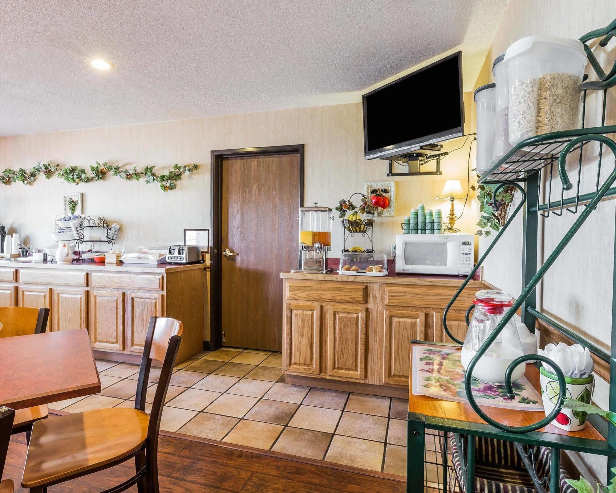 Econo Lodge Inn&Suites Ripley Esterno foto
