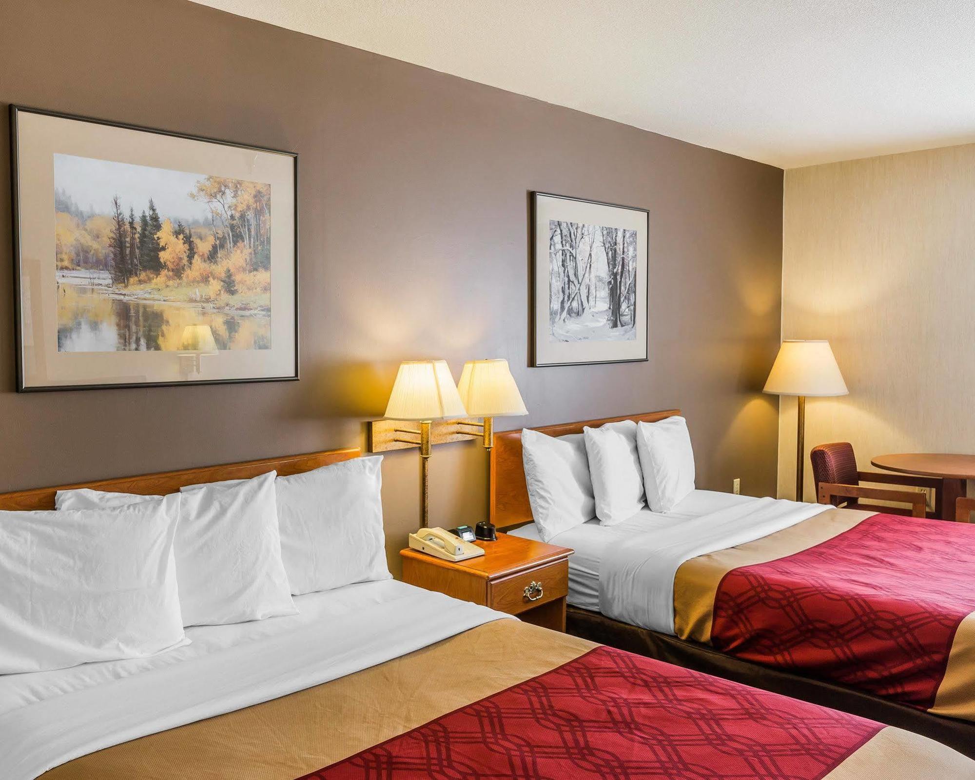 Econo Lodge Inn&Suites Ripley Esterno foto