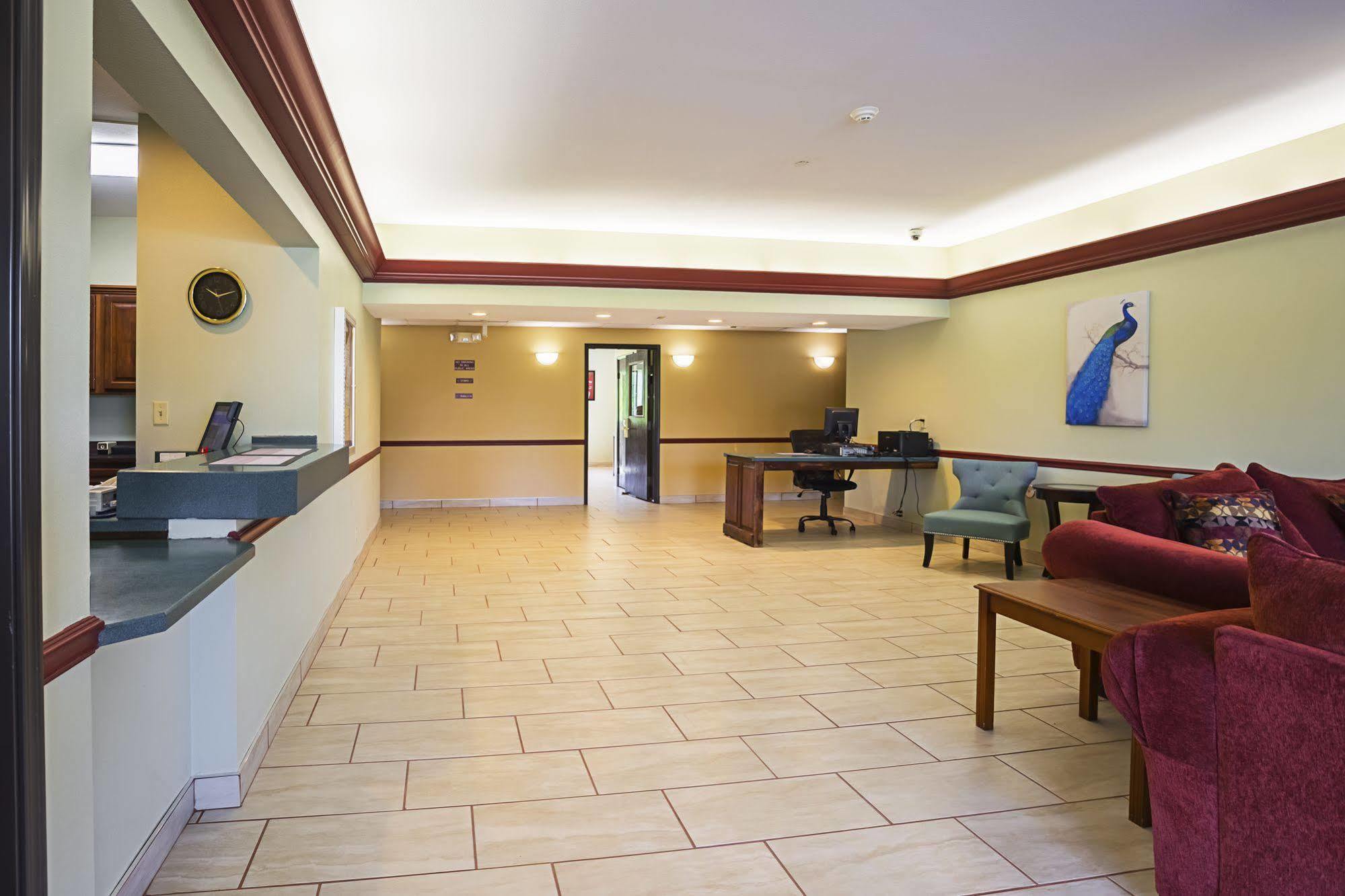 Econo Lodge Inn&Suites Ripley Esterno foto